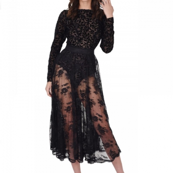 Nina-Naustdal-Fashion-30-800x1200