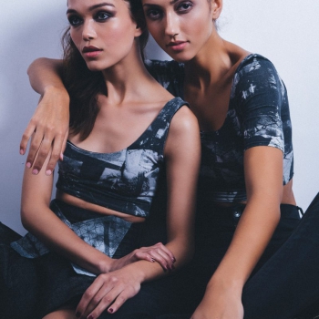 Studio-Photographer-800x1200